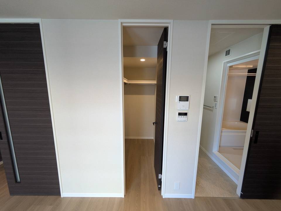 収納　ウォークインクローゼット