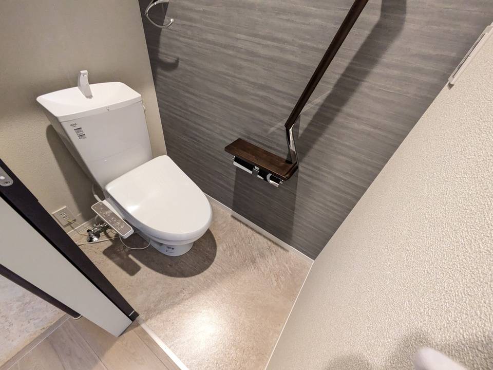 トイレ　トイレ