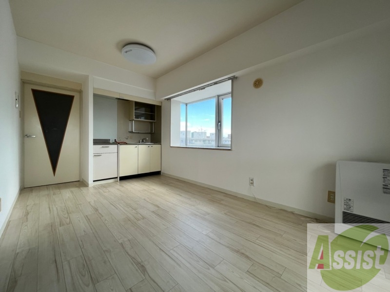 居室・リビング　広くてキレイなお部屋が広がっていて、充実した生活が送れそう。