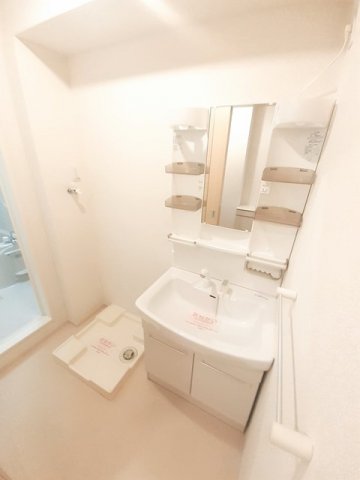 洗面設備　広い洗面スペース