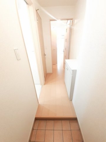 玄関　シンプルで使いやすい玄関です