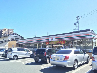 コンビニ　セブンイレブン 富士市新橋町店（コンビニ）まで208m