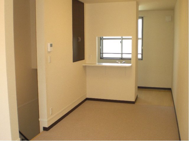 居室・リビング　メゾネットタイプ　居間は2Ｆです！