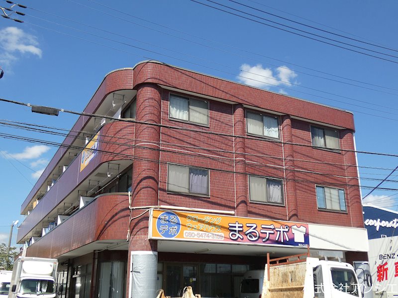 建物外観　メゾントミタのご紹介は住まいの窓口アソシエにお任せください。