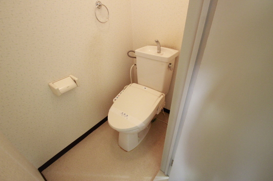 トイレ　※別部屋の写真です