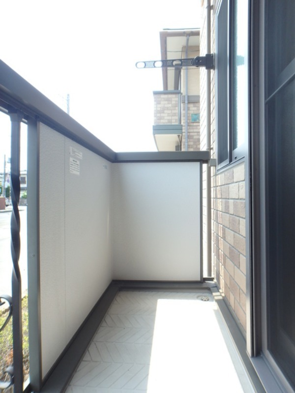 バルコニー　図面と現状に相違がある場合には現状を優先