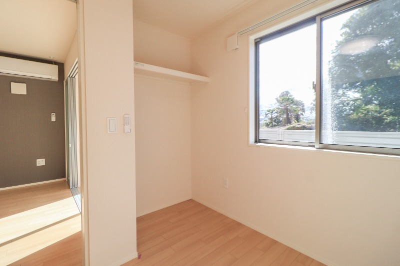 収納　図面と現状に相違がある場合には現状を優先