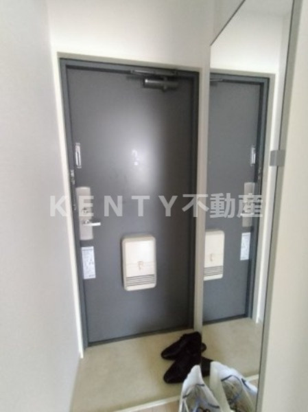 玄関　シンプルで使いやすい玄関です