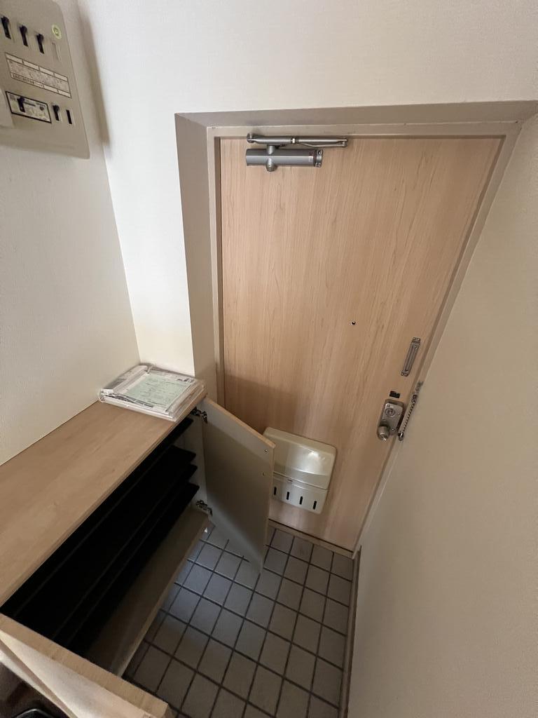 加藤マンションの玄関写真