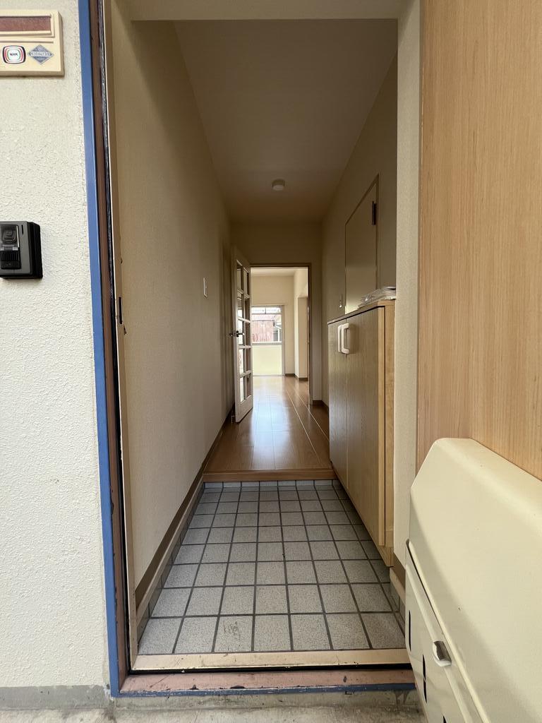 加藤マンションの玄関写真