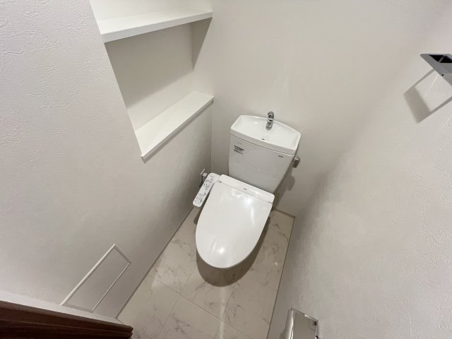 トイレ　トイレもきれいです