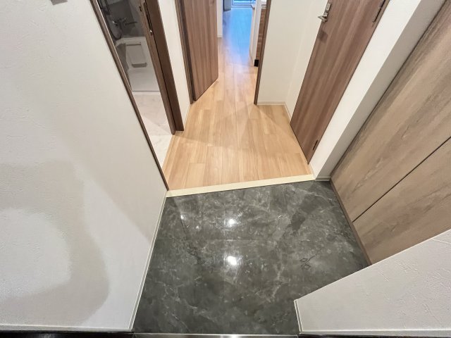 玄関　落ち着いた玄関です
