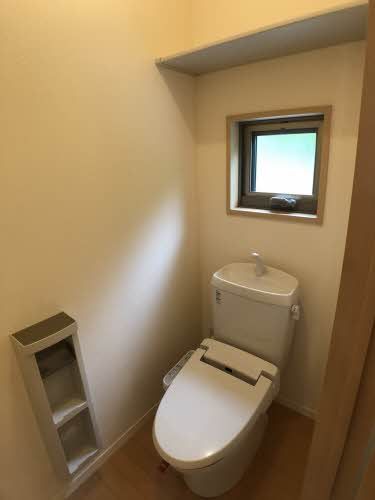 トイレ　トイレ