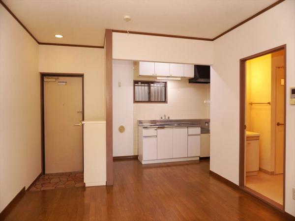 居室・リビング　内装