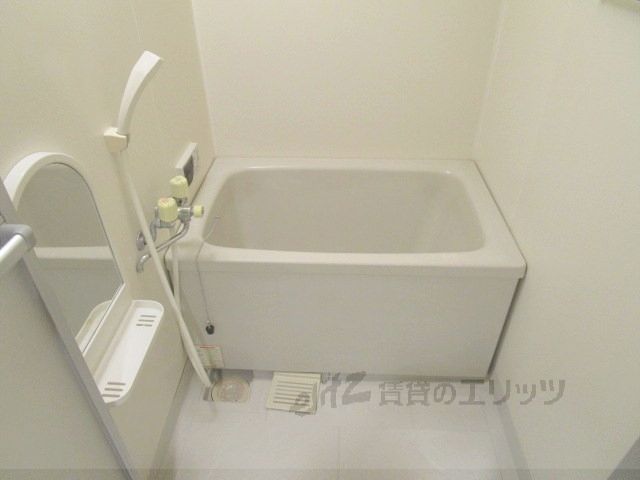 バス・シャワールーム　風呂