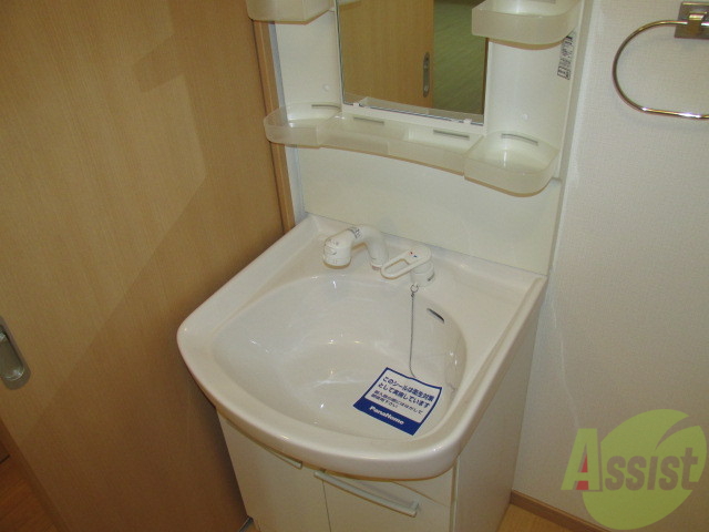 洗面設備　シャンドレ洗面台。オシャレさんには必需品