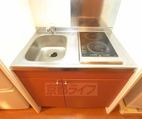 キッチン　コンパクトなキッチンです。