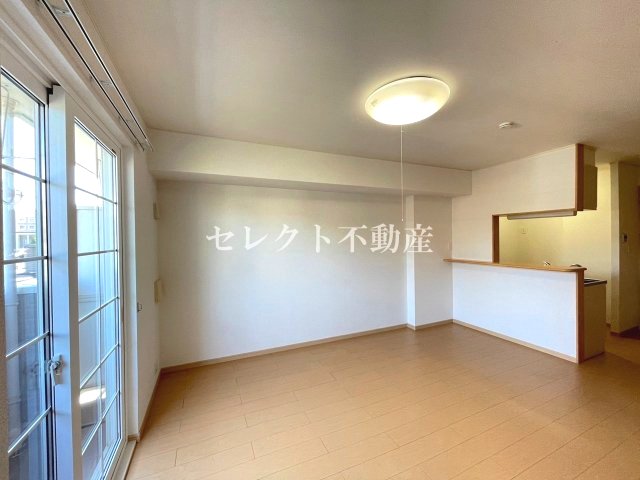 居室・リビング　【ＮＭＯＮ　Ｂ】内装です