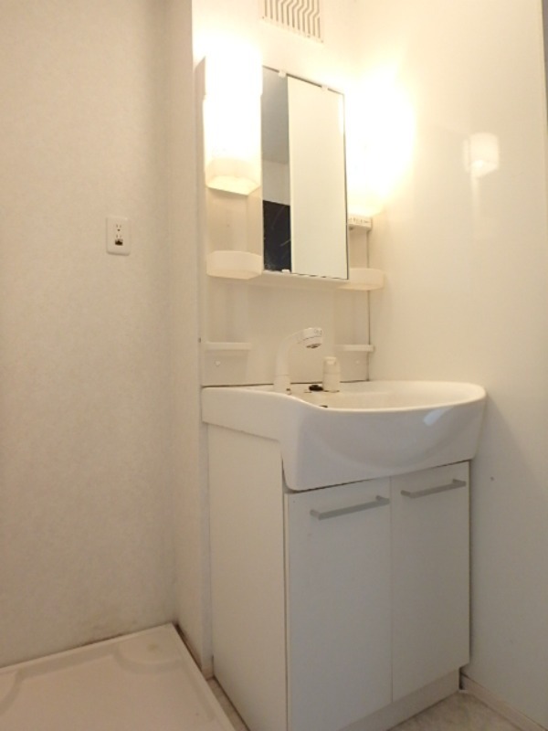 洗面設備　図面と現状に相違がある場合には現状を優先