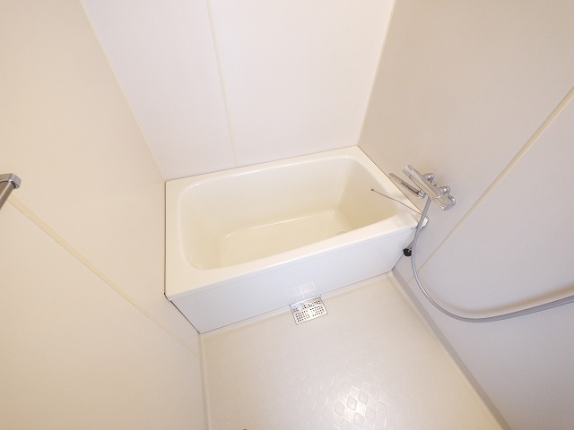 バス・シャワールーム　お風呂です