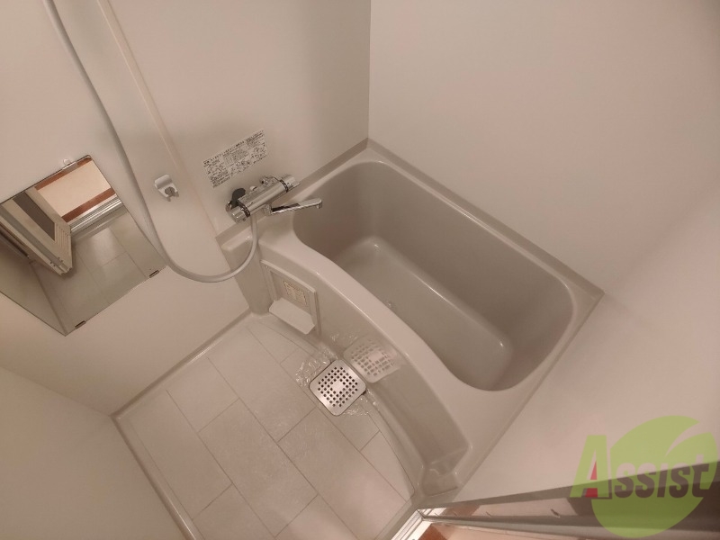 バス・シャワールーム　お風呂です。ゆっくりお風呂につかるのも体に良いですね～