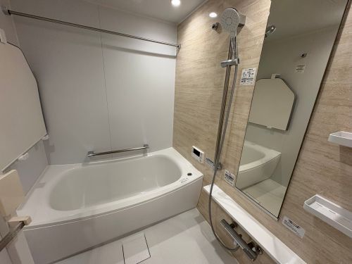 バス・シャワールーム　魔法びん浴槽