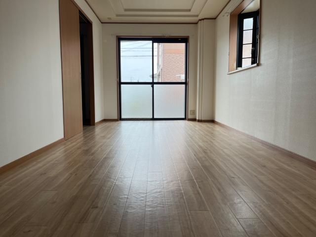 居室・リビング　リビング