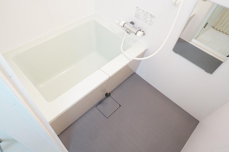 バス・シャワールーム　浴室