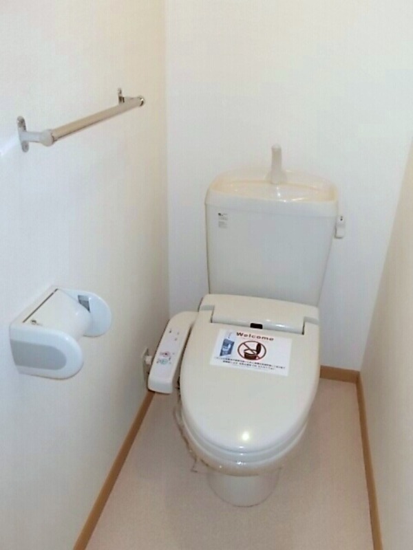 トイレ　図面と現状に相違がある場合には現状を優先