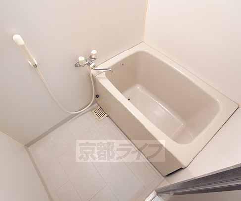 バス・シャワールーム　お風呂です。