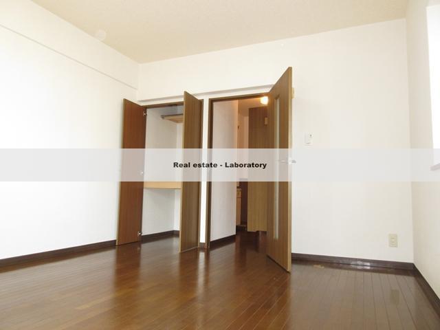 居室・リビング　角部屋の参考写真です