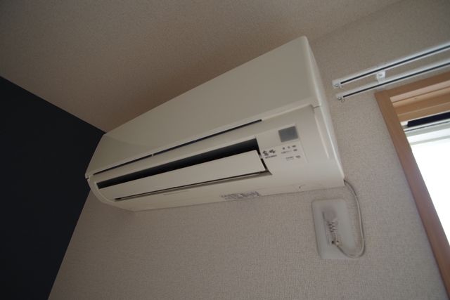 その他部屋・スペース　☆エアコン１台設備付き☆