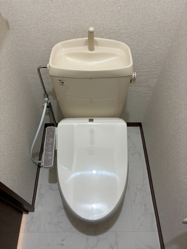 トイレ　図面と現状に相違がある場合には現状を優先