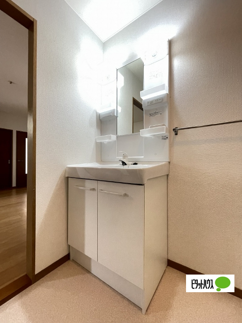 洗面設備　１０３