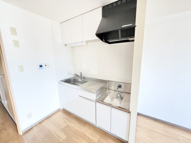 キッチン　※別部屋参考写真
