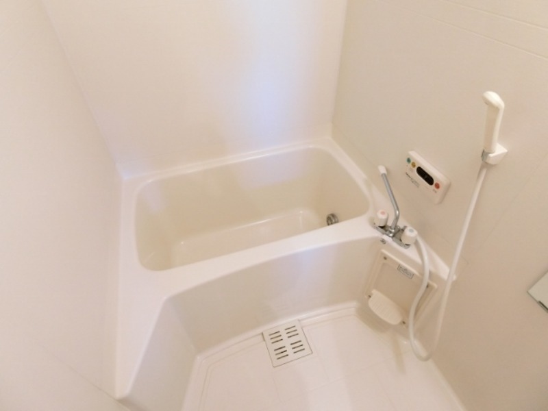 バス・シャワールーム　図面と現状に相違がある場合には現状を優先