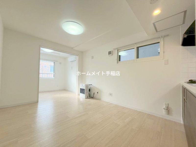 居室・リビング　広々リビングスペースございます！