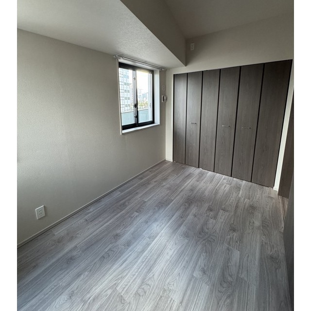 居室・リビング　洋室５