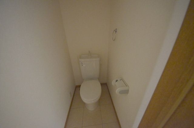 トイレ　お問い合わせはタウンハウジングまで★