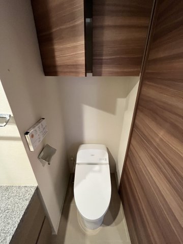 トイレ　別部屋参考写真