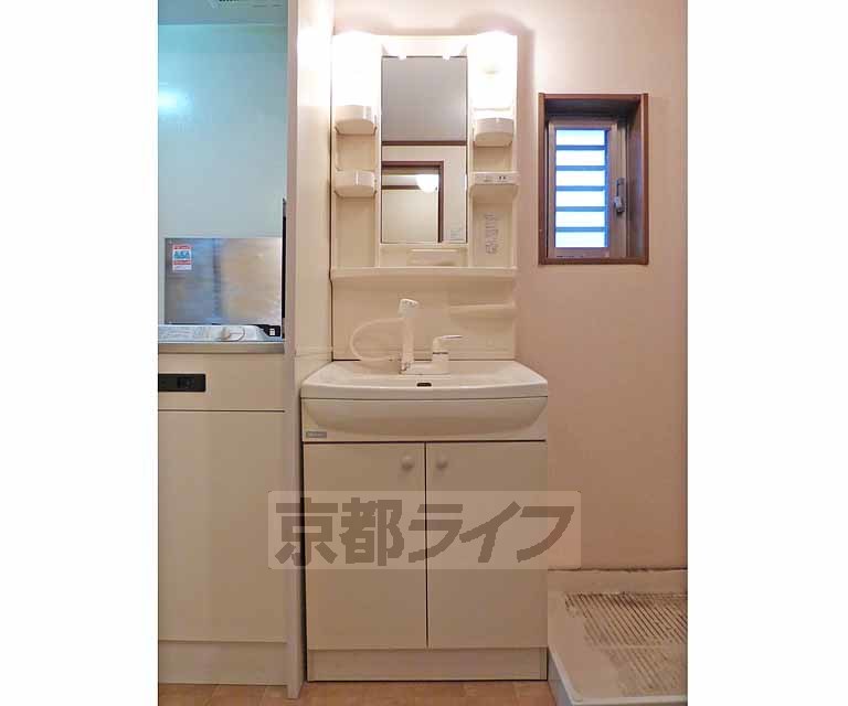 洗面設備　洗面所です。