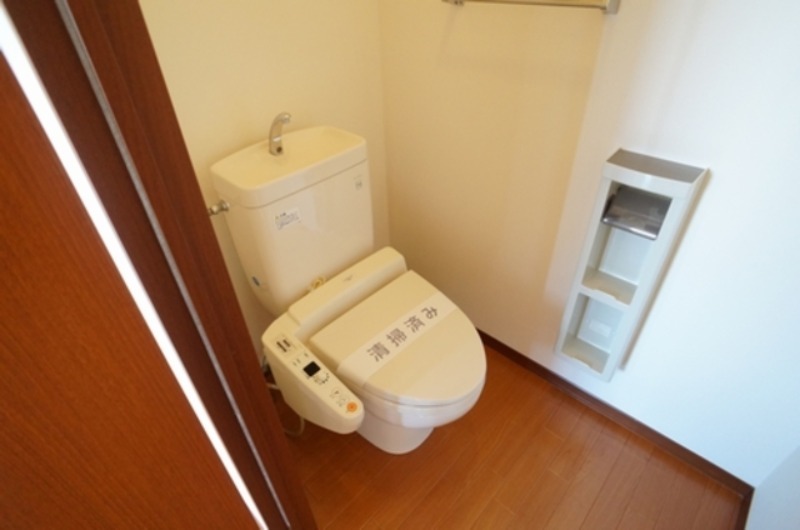 トイレ　図面と現状に相違がある場合には現状を優先