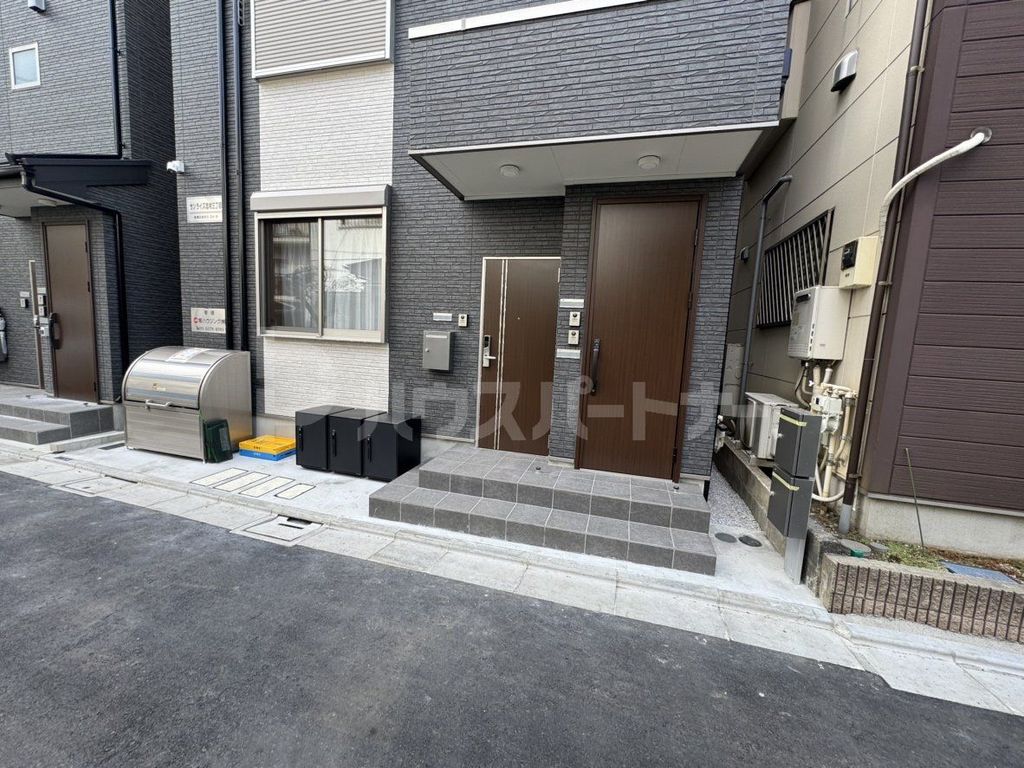 エントランス　エントランス