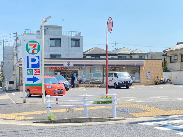 コンビニ　セブンイレブン名古屋藤成通５丁目店（コンビニ）まで274m