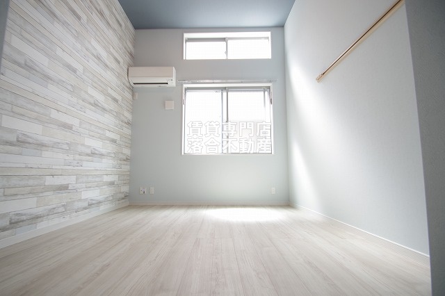 居室・リビング　明るいオシャレなお部屋♪