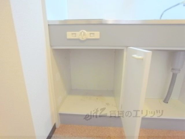 その他設備　冷蔵庫置場