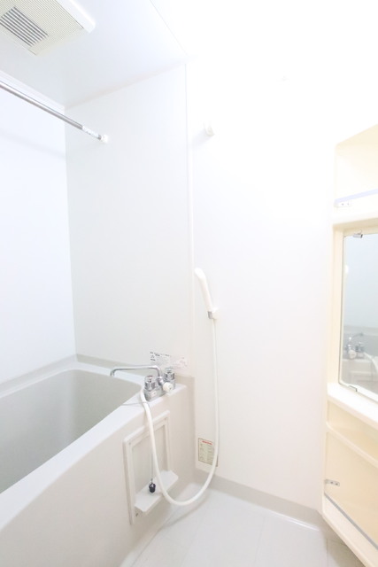 バス・シャワールーム　バスルームです♪