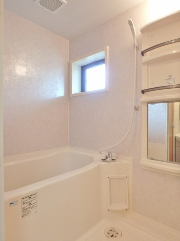 バス・シャワールーム　図面と現状に相違がある場合には現状を優先