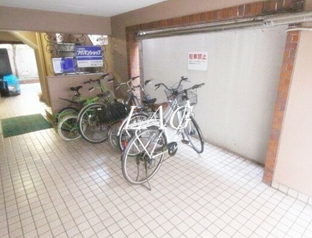 その他共有部分　駐輪場です。