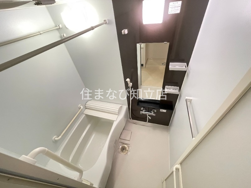 バス・シャワールーム　同型別部屋写真